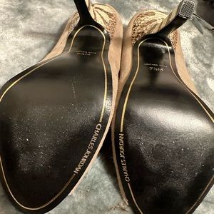 charles Jourdan Paris taupe suede leather pump Size 7.5
